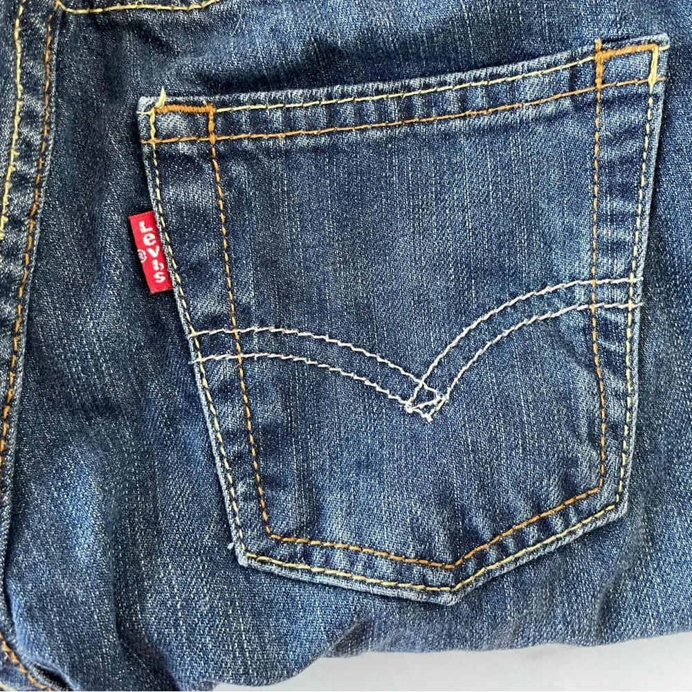 Levi’s 514 straight leg child’s 10 regular 25” x 25” whiskering